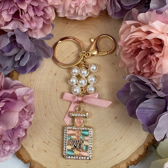 Chic Crystal Gemstone Perfume Bottle Keychain Charm - Picture 2 of 10